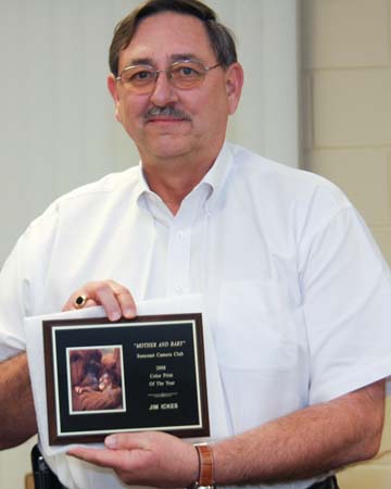 EID_Ickes_with_Award