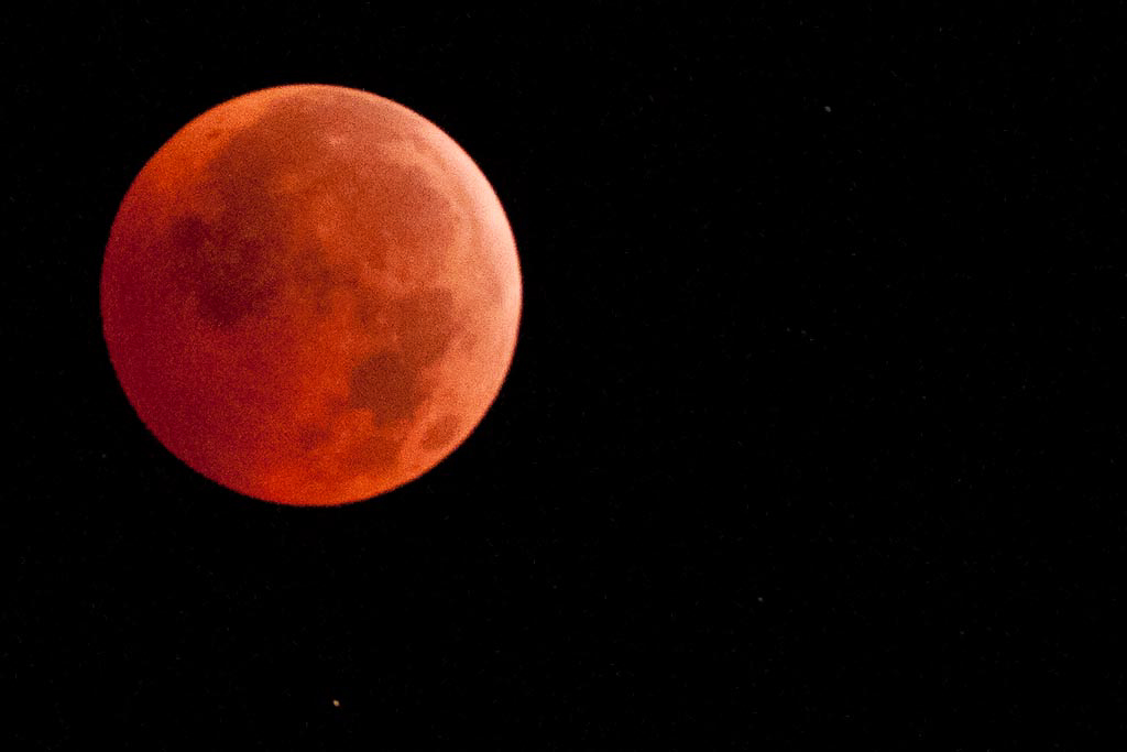 Eclipse of the Moon 2010