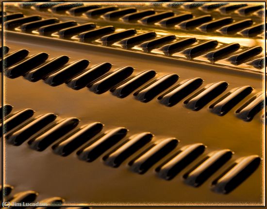 Missing Image: i_0049.jpg - Louvers