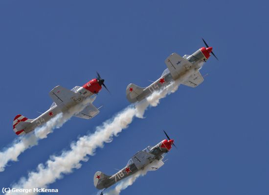 Missing Image: i_0003.jpg - Aerobatic Team