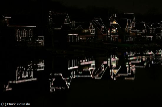 Missing Image: i_0008.jpg - Boathouse Row At Night