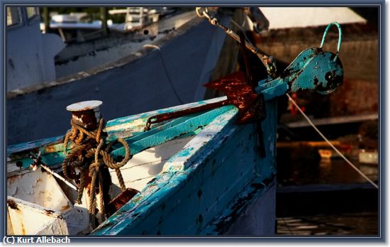 Missing Image: i_0026.jpg - Capstan and Anchor