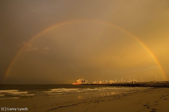 Missing Image: i_0015.jpg - Rainbow over St. Pete Pier