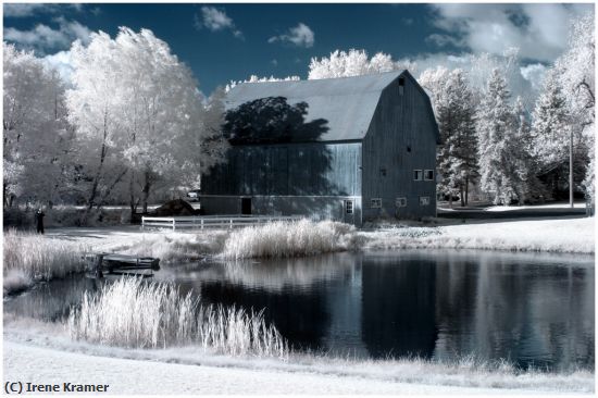 Missing Image: i_0003.jpg - Old-Barn-in Infrared