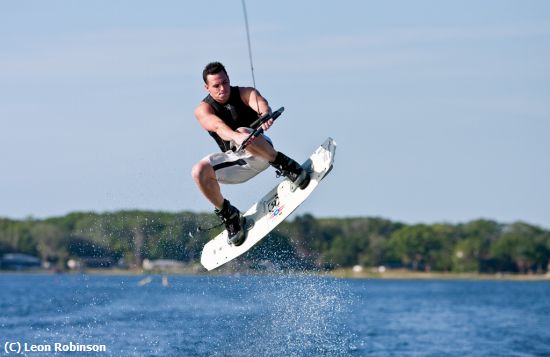 Missing Image: i_0003.jpg - Wake Boarder