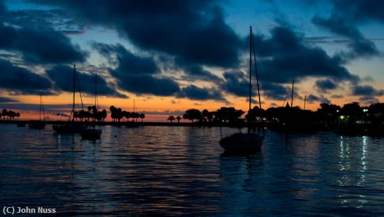 Missing Image: i_0045.jpg - Boat Basin Sunrise