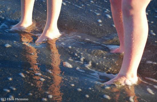 Missing Image: i_0024.jpg - Toes in the Sand