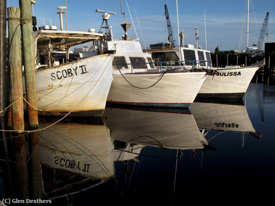 Missing Image: i_0067.jpg - Fishing boats