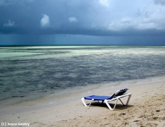 Missing Image: i_0057.jpg - Secluded Beach