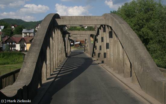 Missing Image: i_0012.jpg - Arched Bridge