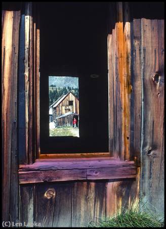 Missing Image: i_0015.jpg - Window to the Past