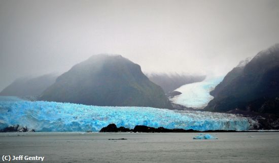 Missing Image: i_0054.jpg - Glacier In The Mist