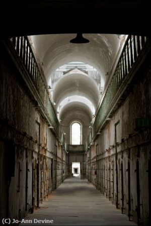 Missing Image: i_0023.jpg - Cell Block