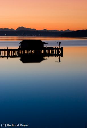 Missing Image: i_0029.jpg - Boathouse Sunrise