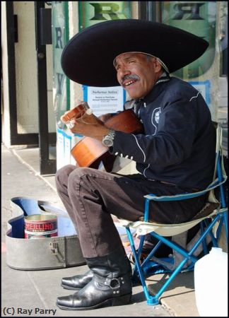 Missing Image: i_0044.jpg - Sidewalk Music Man