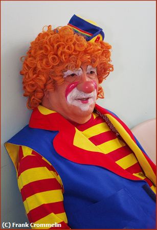 Missing Image: i_0038.jpg - Clown Resting