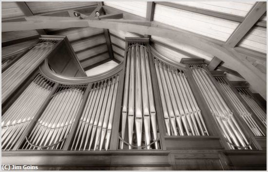 Missing Image: i_0017.jpg - Organ Pipes-Sepia