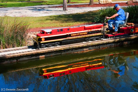 Missing Image: i_0037.jpg - Kansas City Southern on Bridge