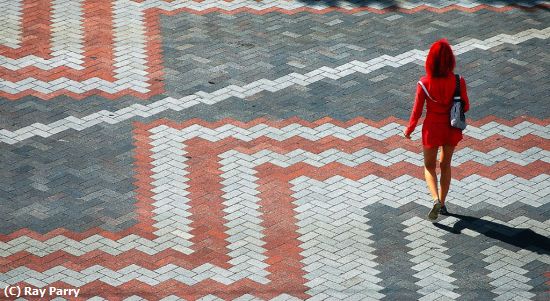 Missing Image: i_0050.jpg - Lady in Red