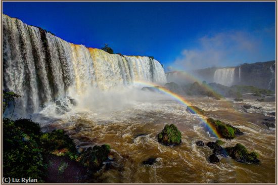 Missing Image: i_0037.jpg - RAINBOWS-IN-WATERFALLS