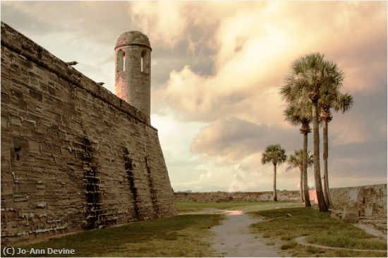 Missing Image: i_0002.jpg - Twilight at the Fort