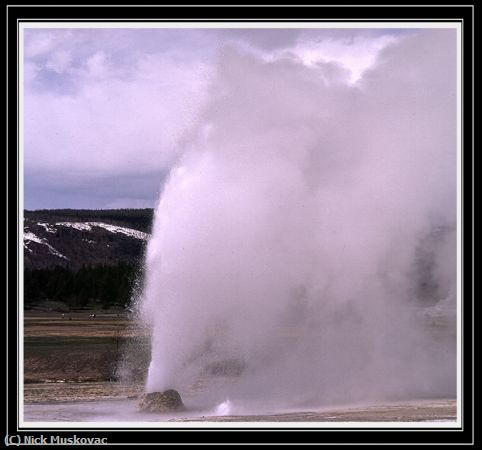 Missing Image: i_0044.jpg - Beehive Geyser