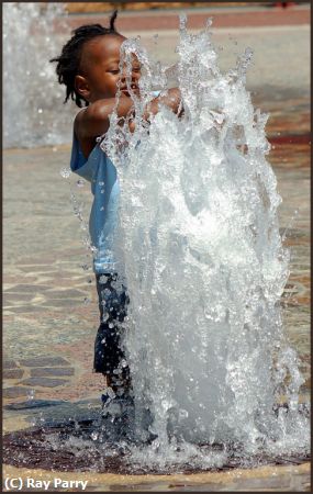 Missing Image: i_0061.jpg - Shooting Fountain