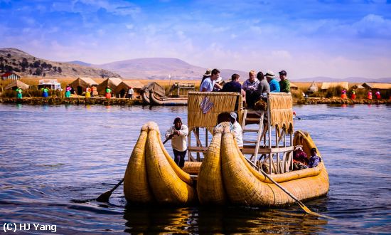 Missing Image: i_0022.jpg - On Titicaca Lake