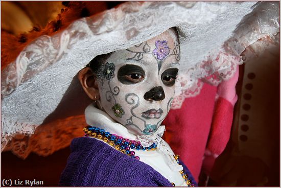 Missing Image: i_0009.jpg - MEXICAN-CHILD---NIGHT-OF-THE-DEAD