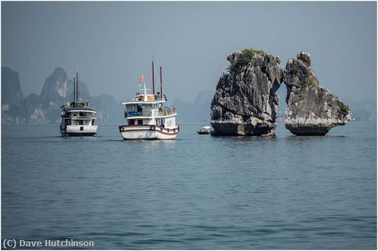 Missing Image: i_0042.jpg - Kissing Rock-Halong Bay Vietnam-