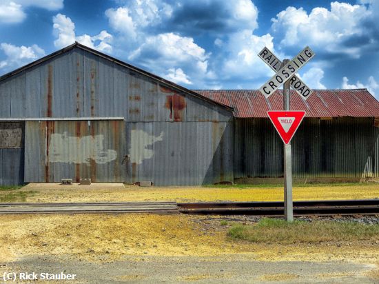 Missing Image: i_0009.jpg - Iowa RR Crossing