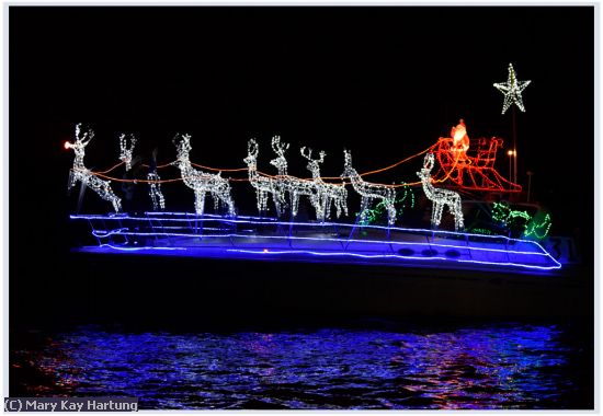 Missing Image: i_0030.jpg - Christmas-Boat