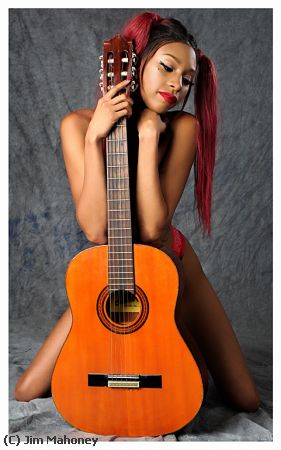 Missing Image: i_0013.jpg - Novaa and Guitar