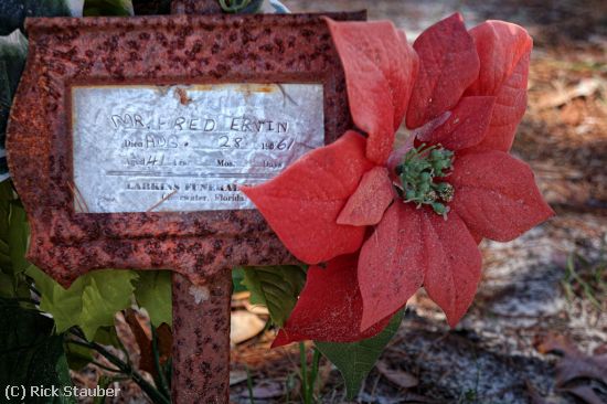 Missing Image: i_0050.jpg - Rust In Peace, Rose Cemetary