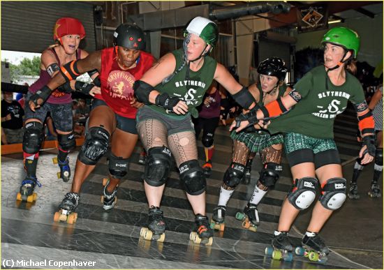 Missing Image: i_0035.jpg - St. Pete roller derby