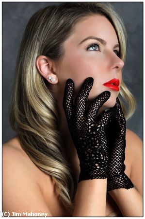 Missing Image: i_0013.jpg - Katherine with Black Gloves