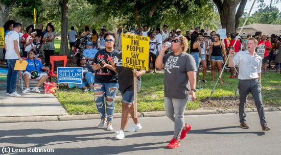 Missing Image: i_0026.jpg - Protest