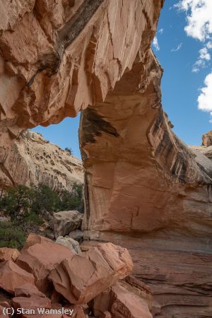 Missing Image: i_0004.jpg - Hickman Bridge,UT