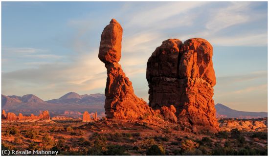 Missing Image: i_0013.jpg - Golden Light on Balance Rock