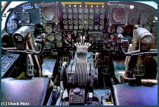 Missing Image: i_0044.jpg - B52 FLIGHT DECK