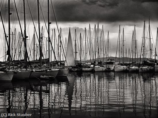 Missing Image: i_0049.jpg - Sailboats in Harbor