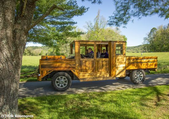 Missing Image: i_0014.jpg - Wooden-car-Cates-Cove