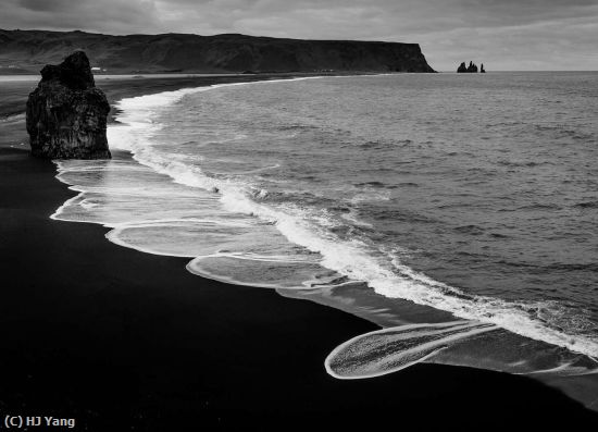 Missing Image: i_0081.jpg - Black Beach