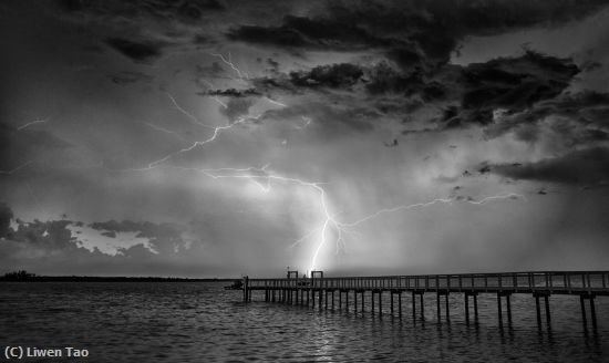 Missing Image: i_0083.jpg - AMAZING LIGHTNING