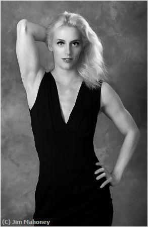 Missing Image: i_0074.jpg - Megan in Monochrome