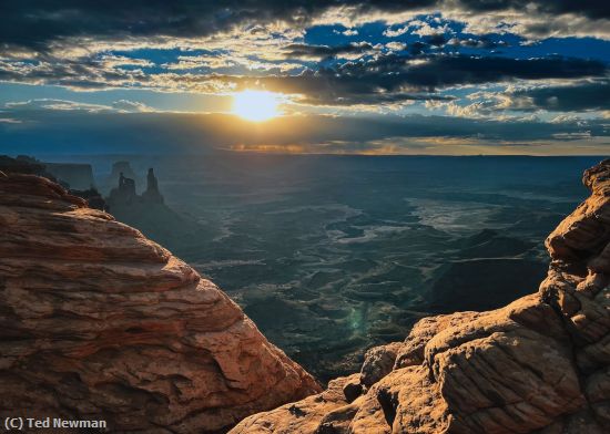 Missing Image: i_0042.jpg - Canyonlands at sunrise