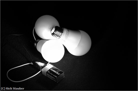 Missing Image: i_0054.jpg - A Duracell Lights a Light Bulb