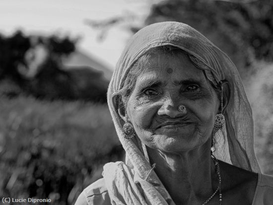 Missing Image: i_0074.jpg - Lady of the Field