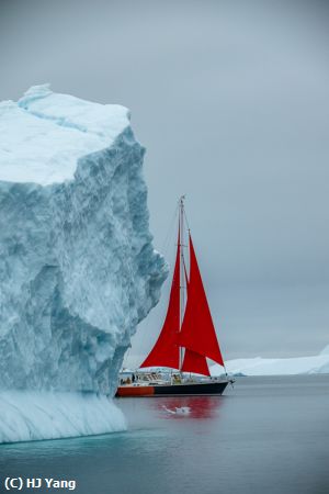Missing Image: i_0016.jpg - Red Sail
