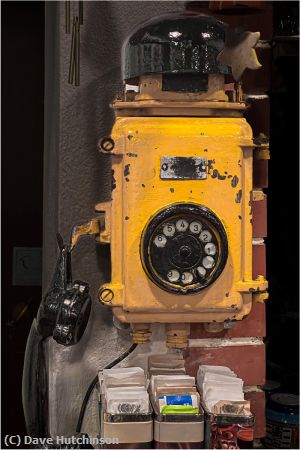 Missing Image: i_0034.jpg - Old Phone